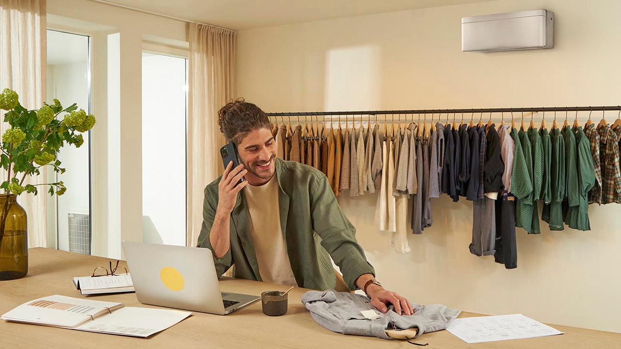 DAIKIN R-32 Wandgerät FTXA20CS Stylish Farbe: Silber inkl. IR-FB