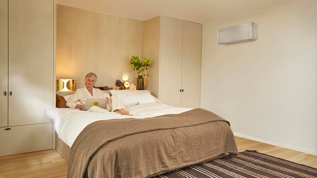 DAIKIN R-32 Wandgerät FTXA20CS Stylish Farbe: Silber inkl. IR-FB