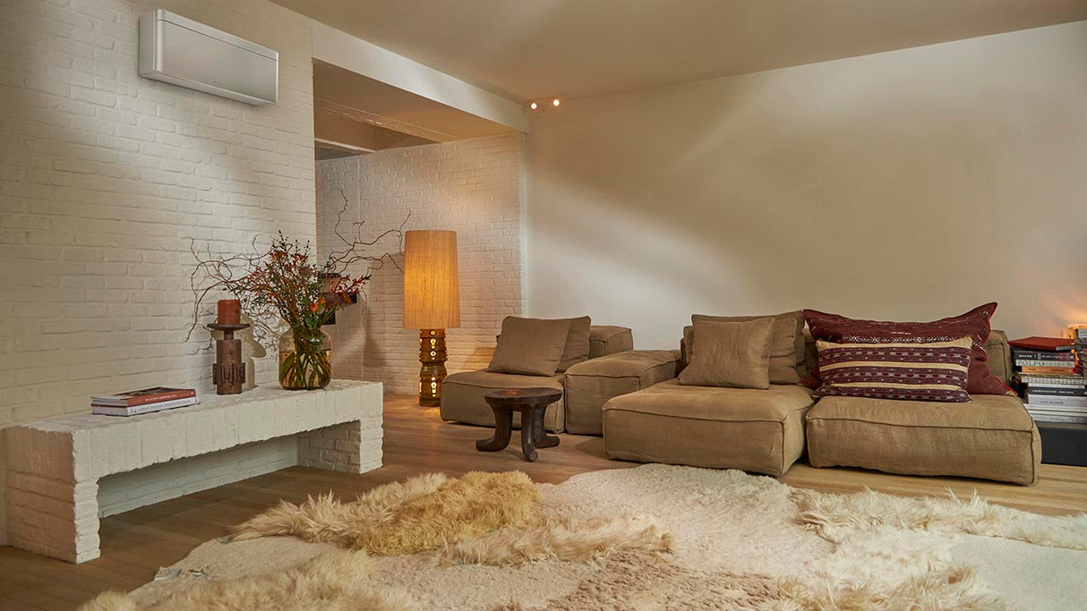 DAIKIN R-32 Wandgerät FTXA20CS Stylish Farbe: Silber inkl. IR-FB